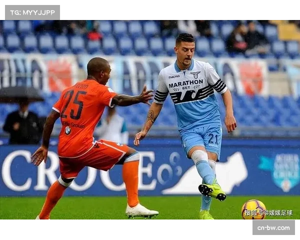 赫拉克勒斯虽败犹荣 客场3-4惜败埃因霍温显韧性